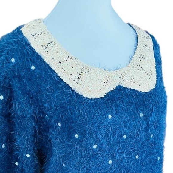 Mizumi navy blue polka dot eyelash knit sweater with crochet sequin collar sz M - Picture 6 of 8